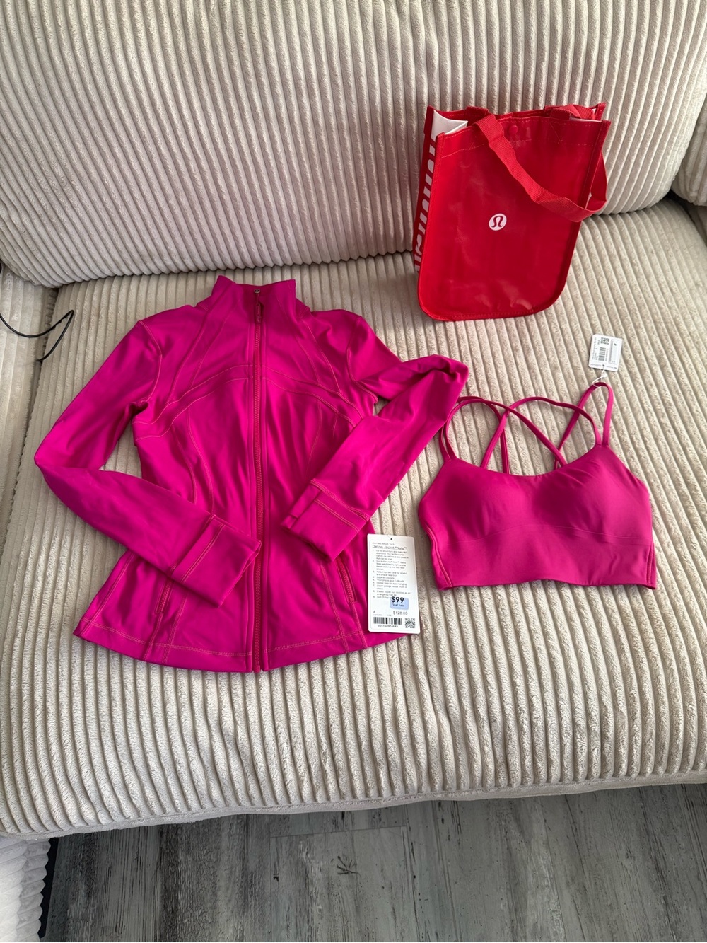 Lululemon Define Jacket Nulu & Like A Cloud Longline Bra b/c Size 4